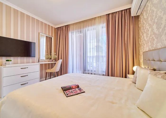 Premium Center In Grand Karavel * Varna